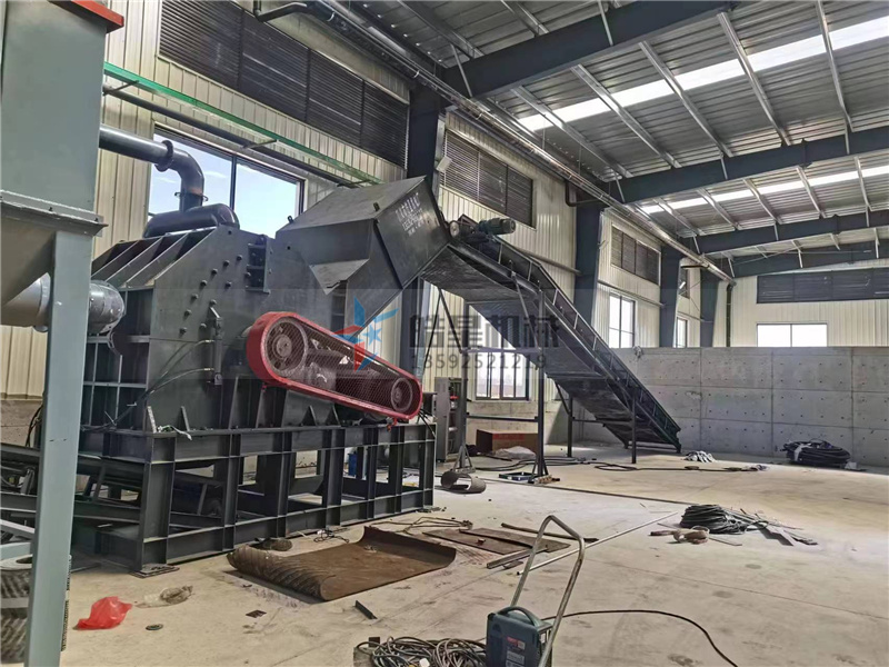1200型斷橋鋁破碎機(jī)斷橋鋁分離機(jī)設(shè)備客戶 1200型斷橋鋁破碎機(jī)斷橋鋁分離機(jī)設(shè)備客戶